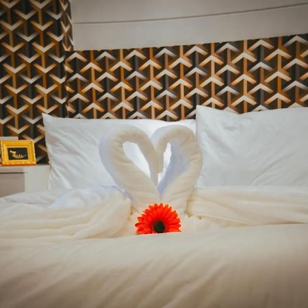 Fortune Sapphire Hotell Pattaya Exteriör bild