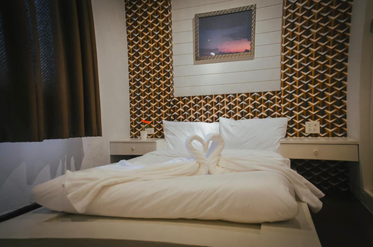 Fortune Sapphire Hotell Pattaya Exteriör bild