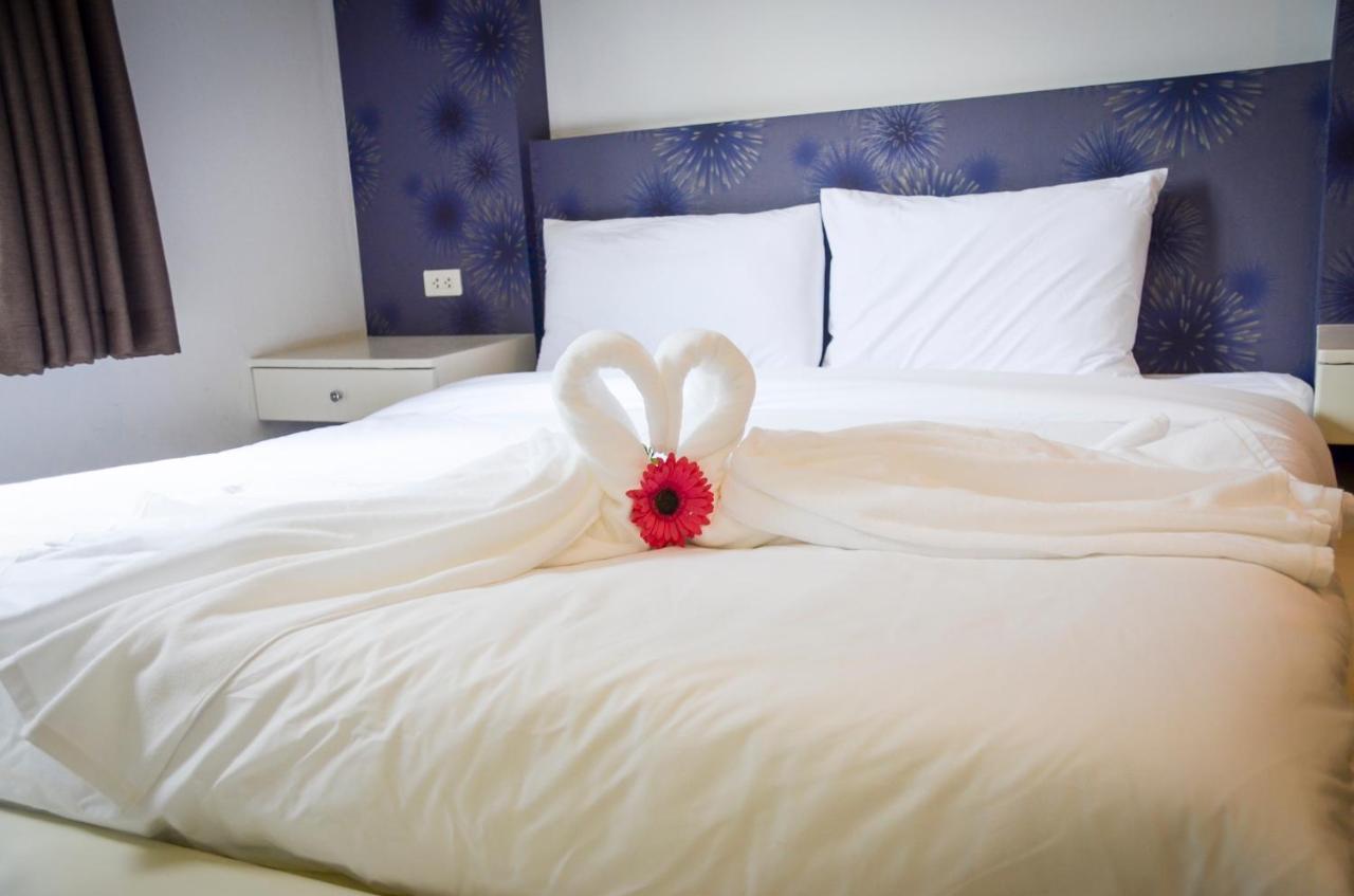 Fortune Sapphire Hotell Pattaya Exteriör bild