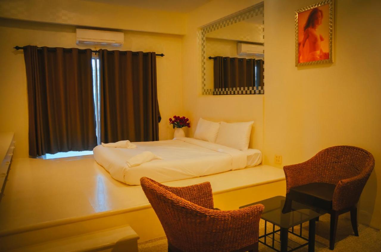 Fortune Sapphire Hotell Pattaya Exteriör bild