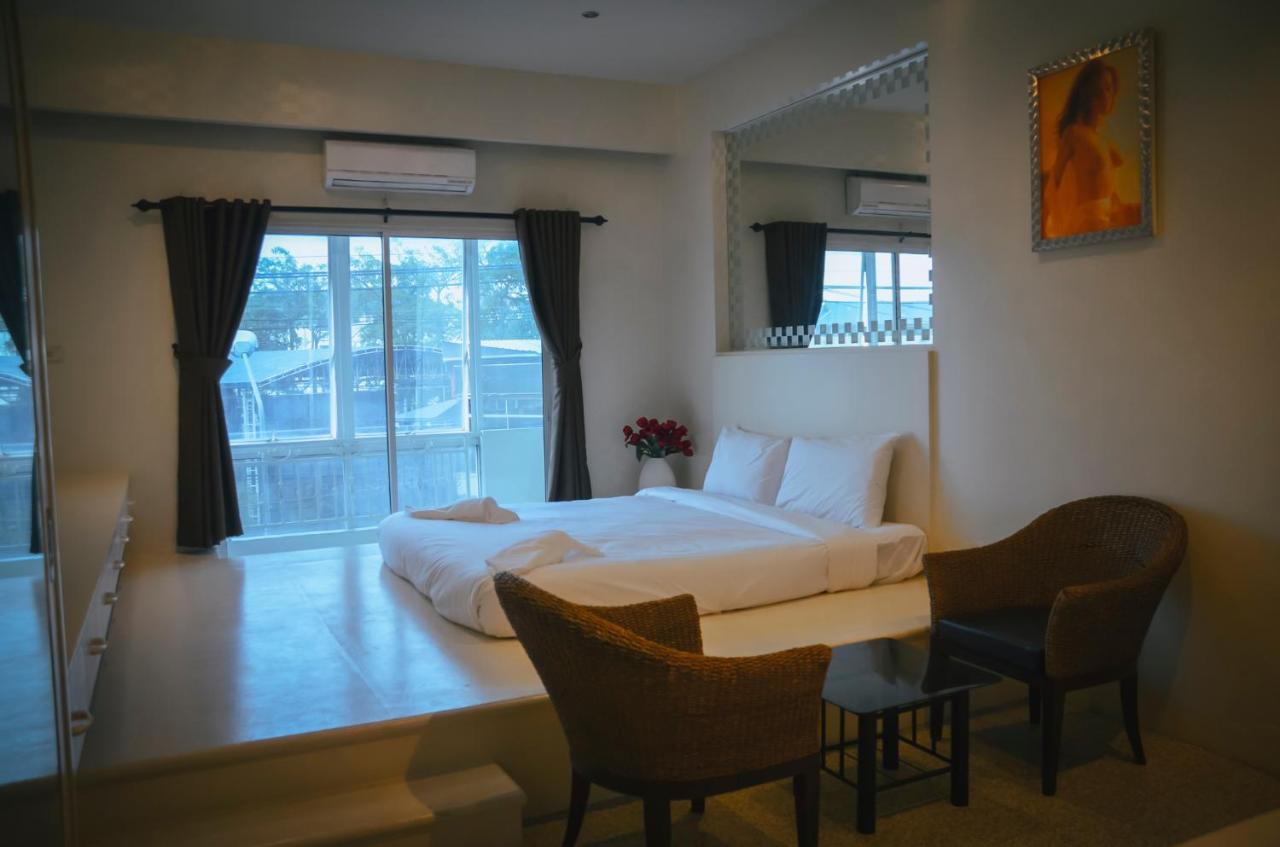 Fortune Sapphire Hotell Pattaya Exteriör bild